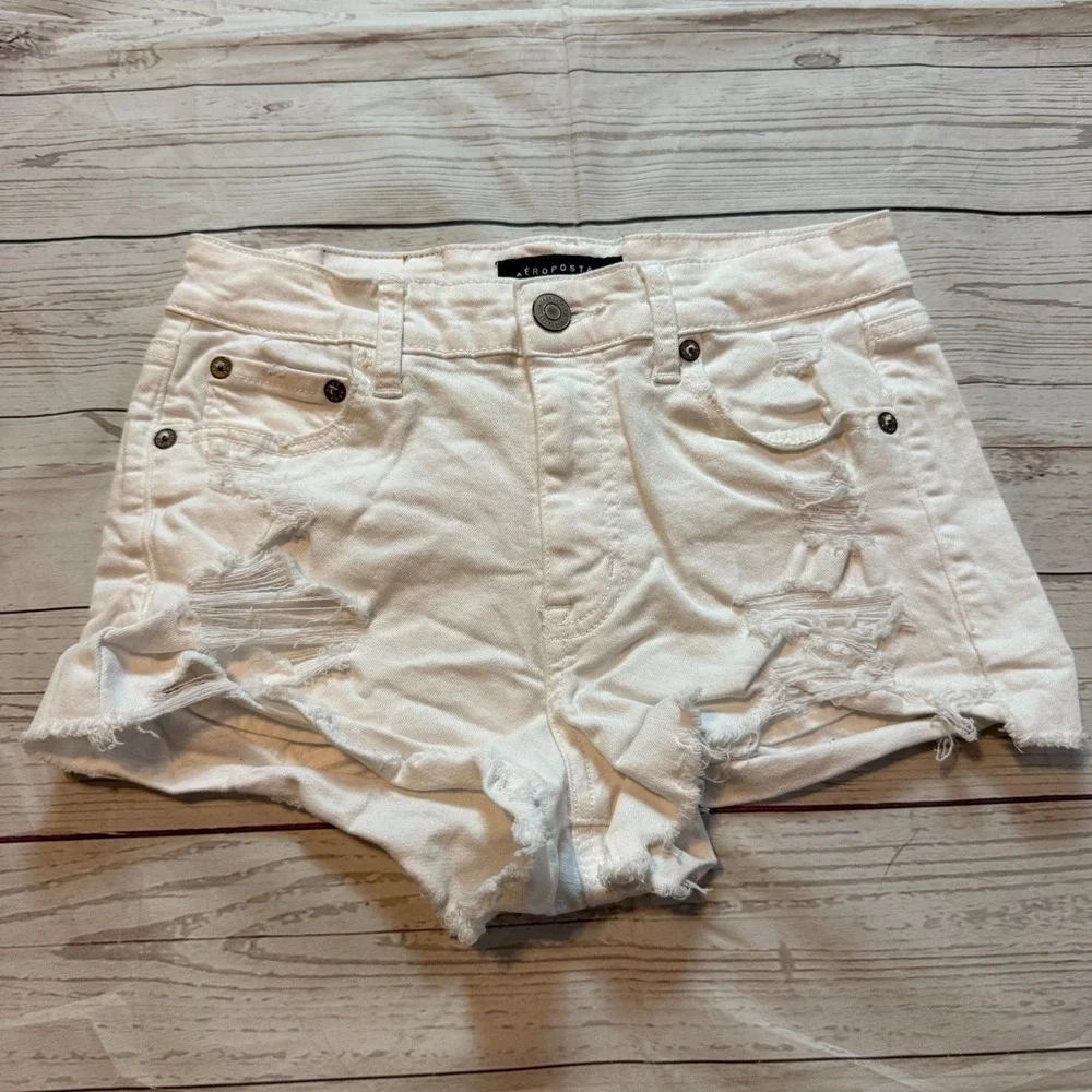 Aeropostale Vintage High Rise Shorty White Shorts Frayed Distressed Women's‎ 0